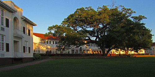 Morning at the Victoria Falls Hotel